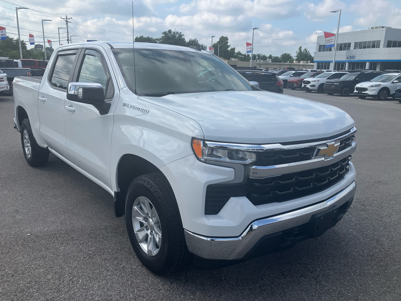2023 Chevrolet Silverado 1500 LT