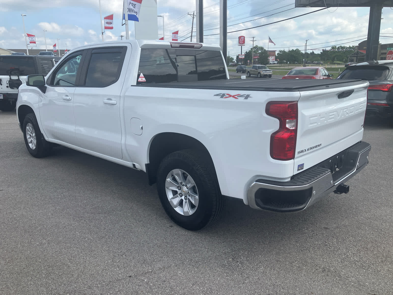 2023 Chevrolet Silverado 1500 LT