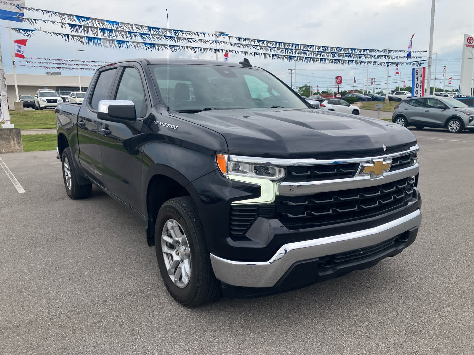 2022 Chevrolet Silverado 1500 LT (2FL)