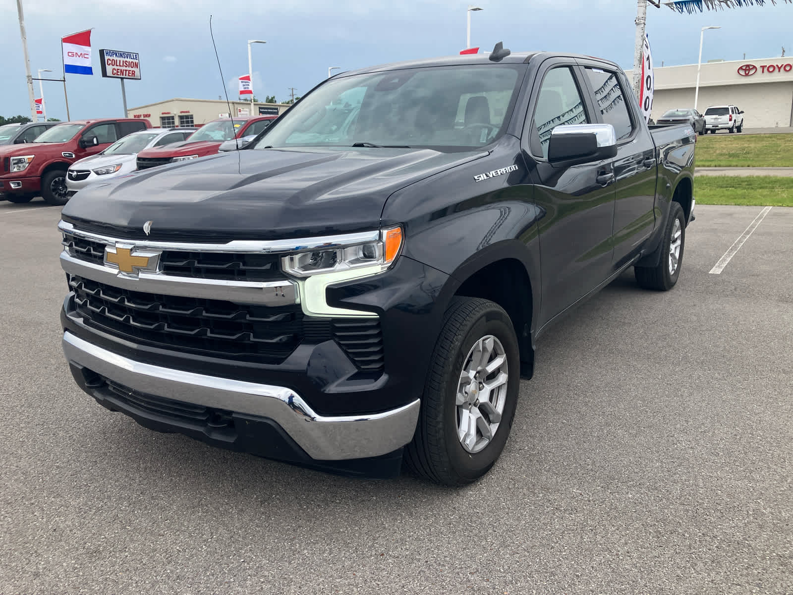 2022 Chevrolet Silverado 1500 LT (2FL)