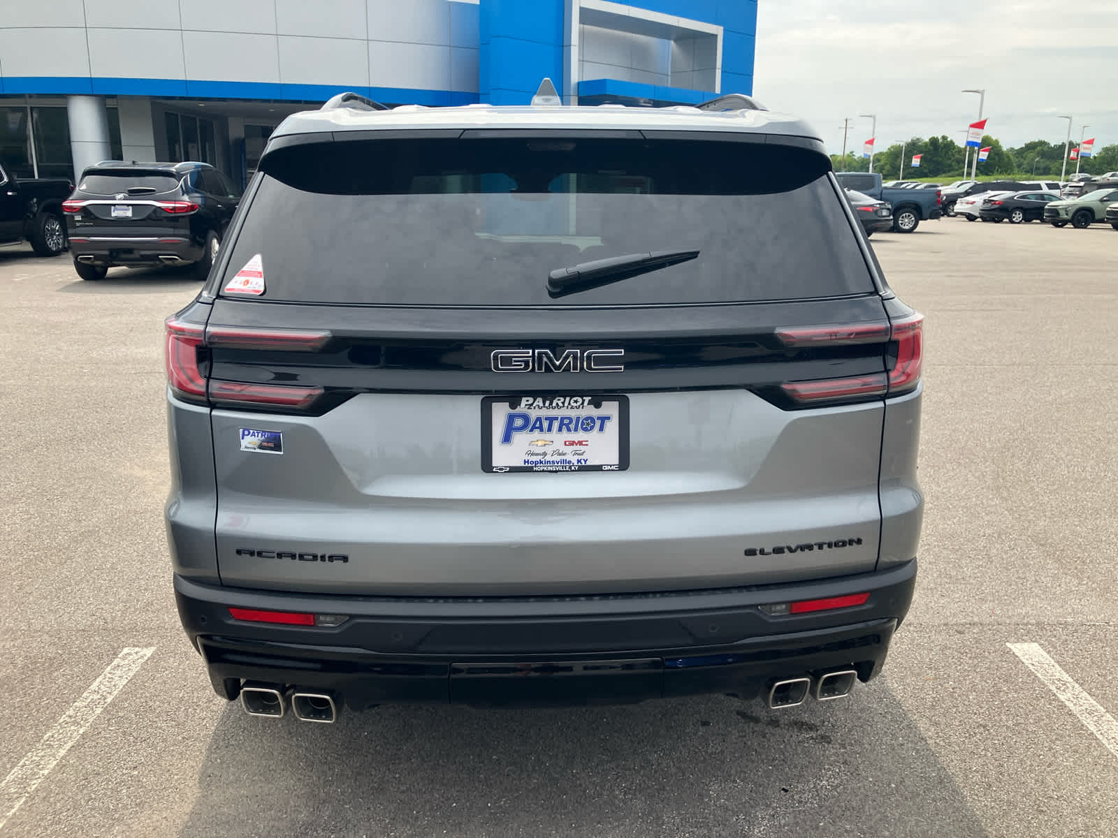 2026 GMC Acadia Elevation