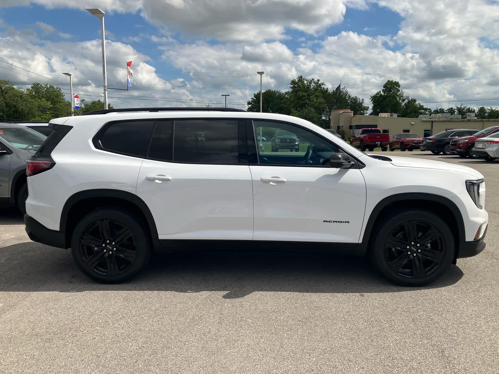 2027 GMC Acadia Elevation
