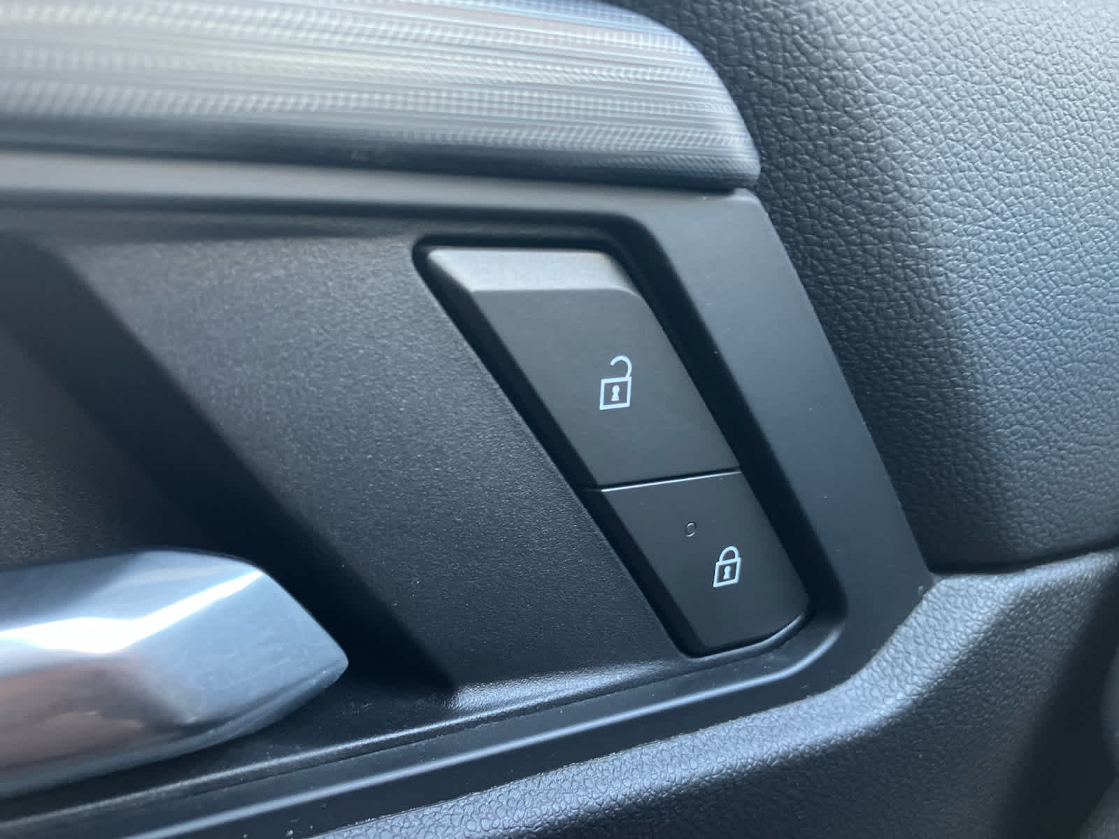 2025 GMC Acadia AT4