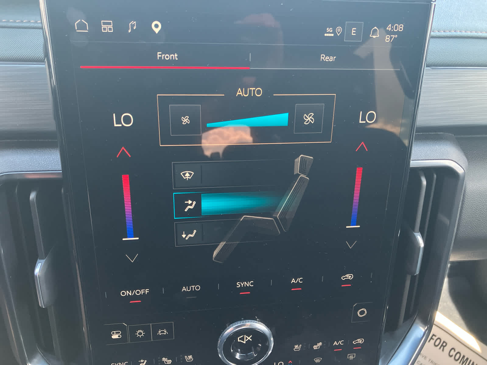 2025 GMC Acadia AT4