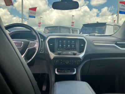 2021 GMC Acadia SLT