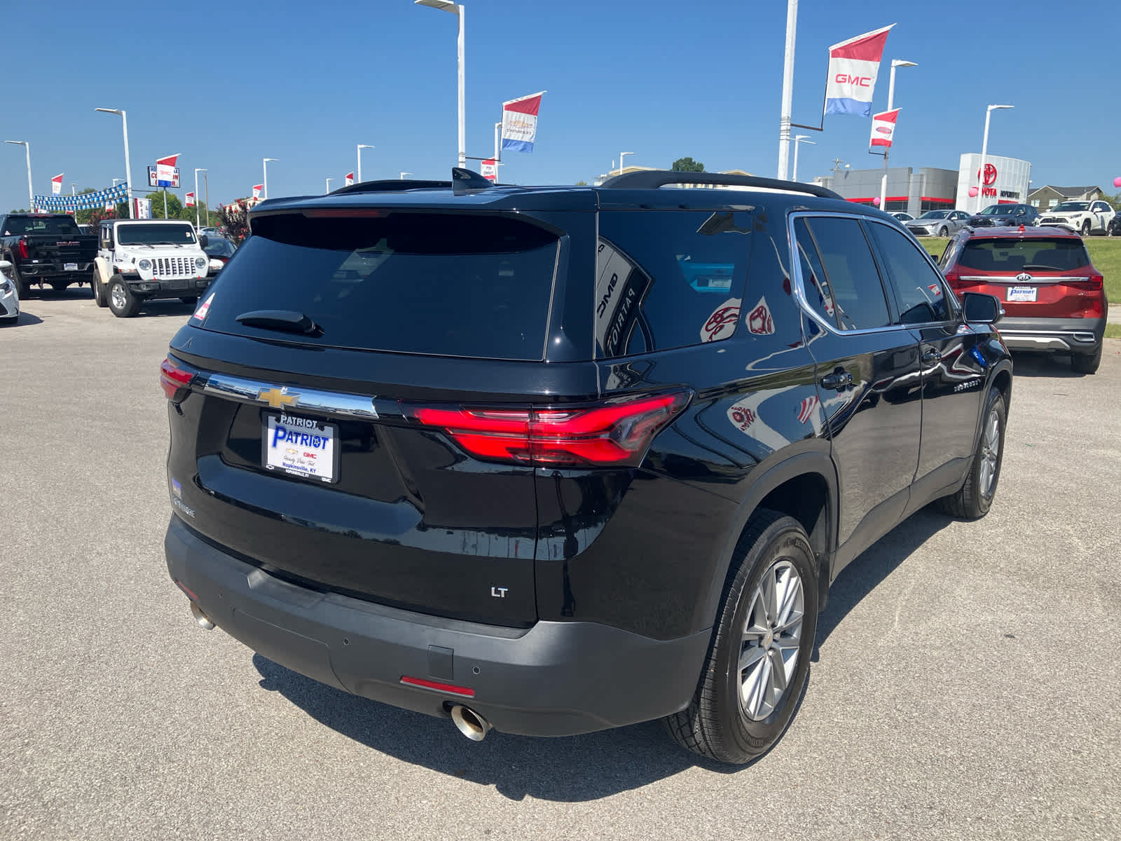 2022 Chevrolet Traverse LT Cloth
