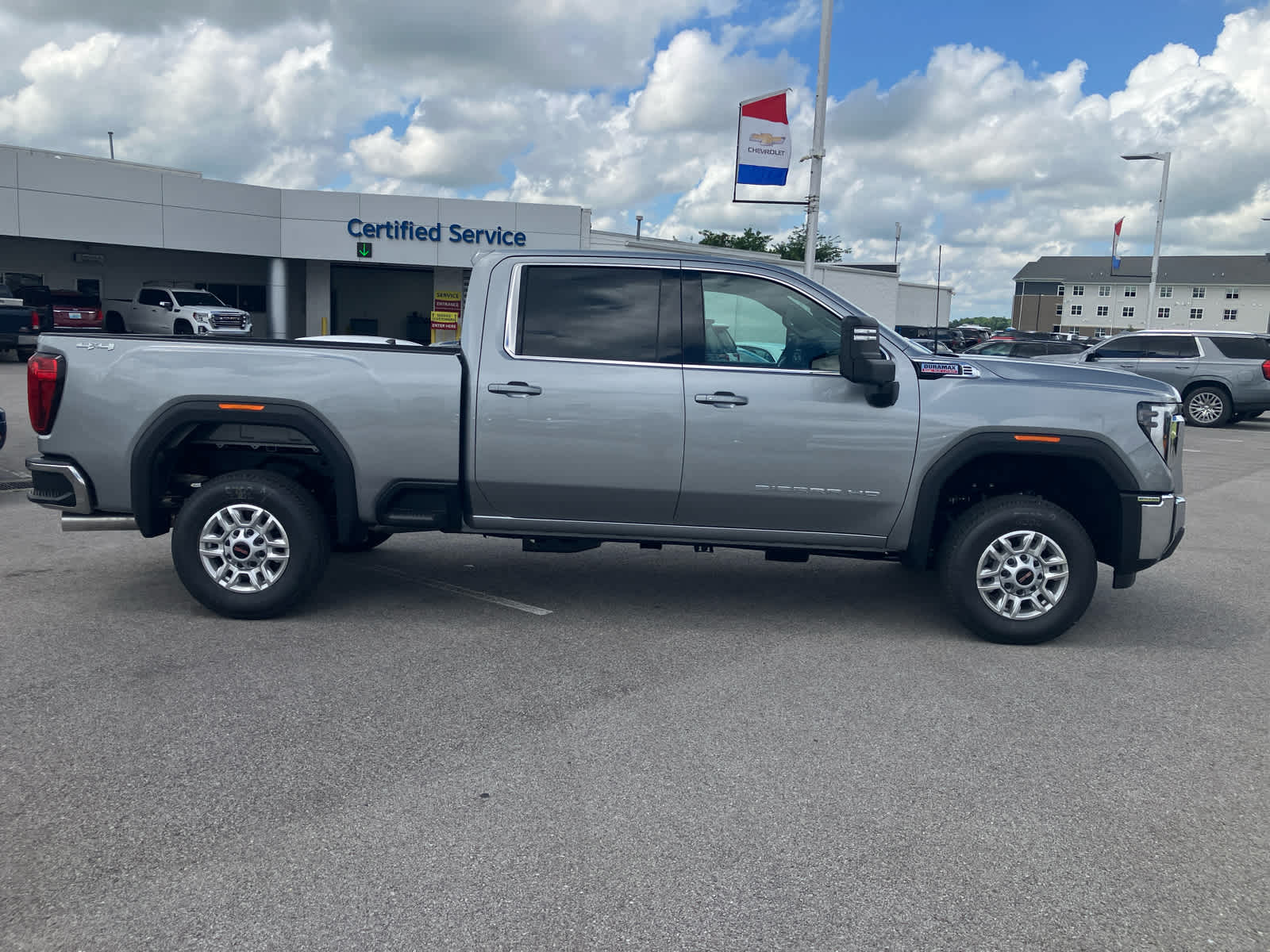 2026 GMC Sierra 2500 HD SLE