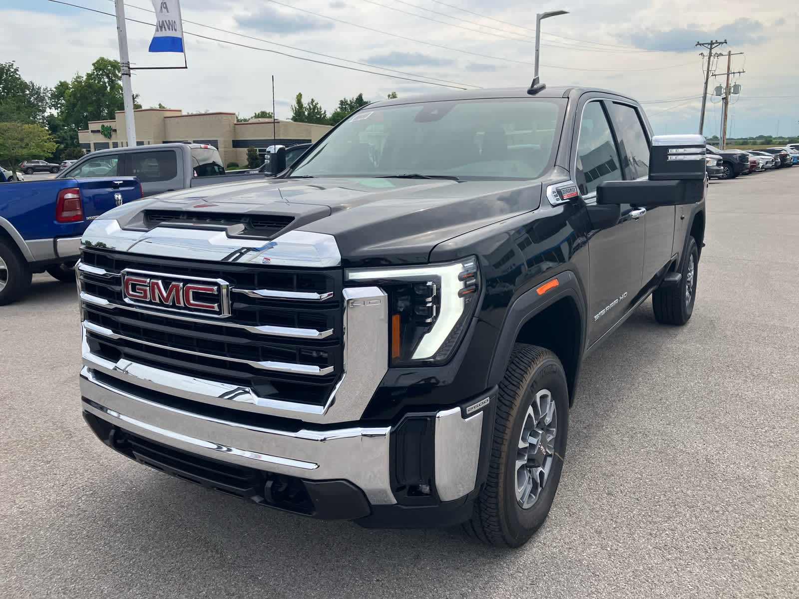 2026 GMC Sierra 2500 HD SLT