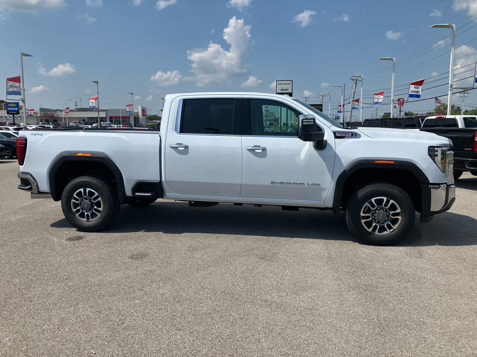 2026 GMC Sierra 2500 HD SLT