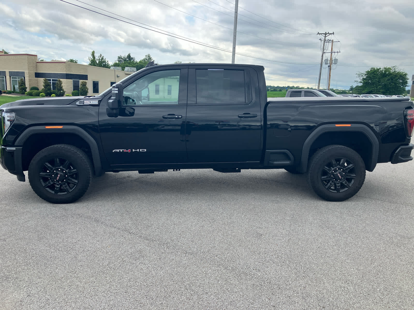 2025 GMC Sierra 2500 HD AT4