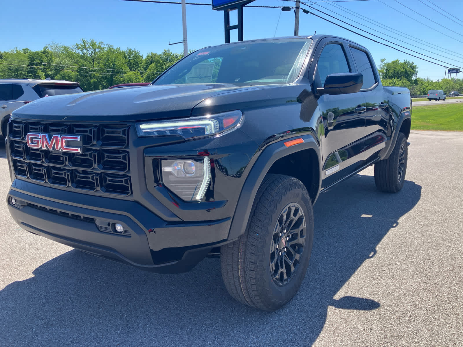 2026 GMC Canyon Elevation