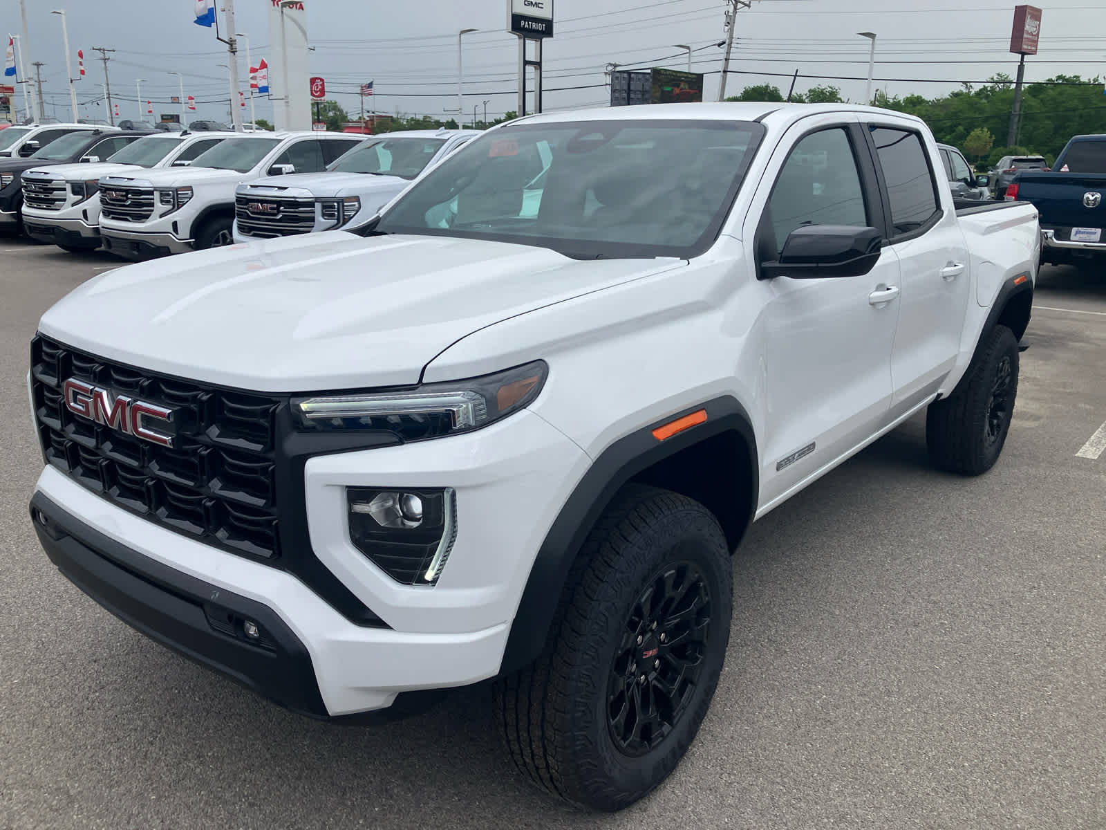 2026 GMC Canyon Elevation