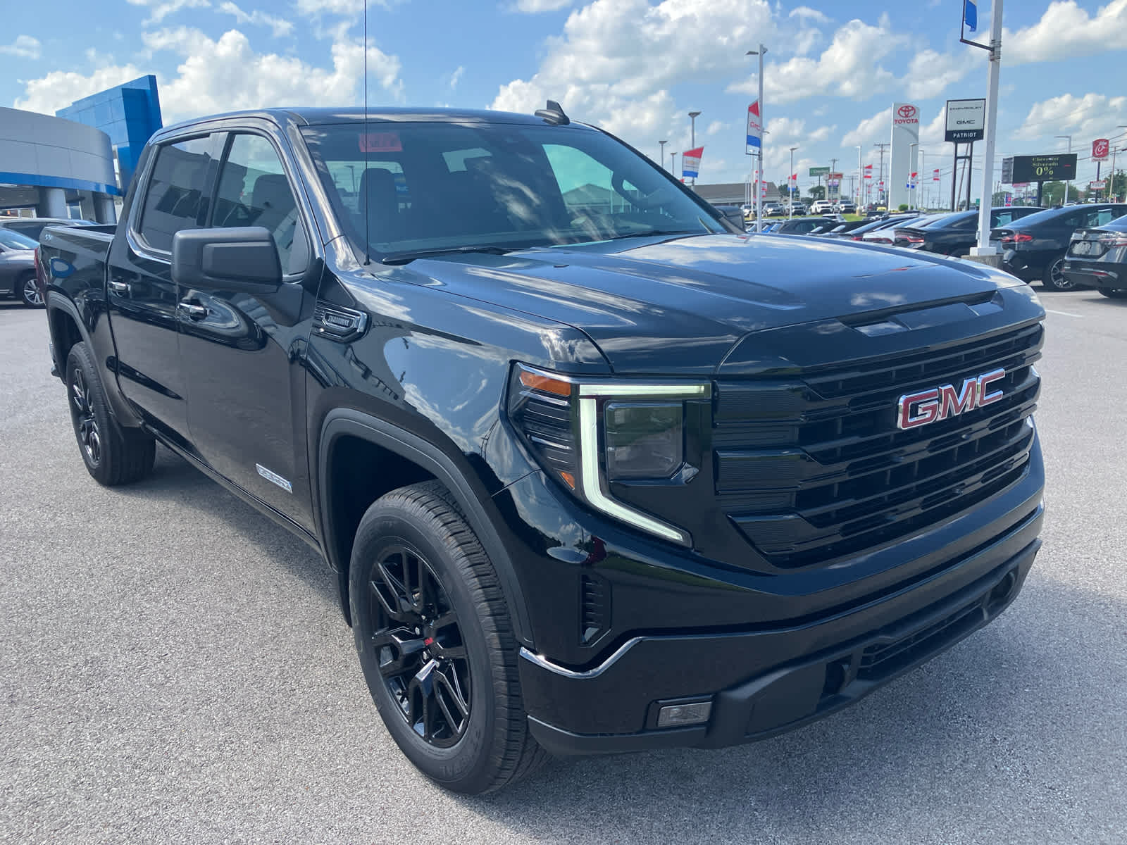 2026 GMC Sierra 1500 Elevation