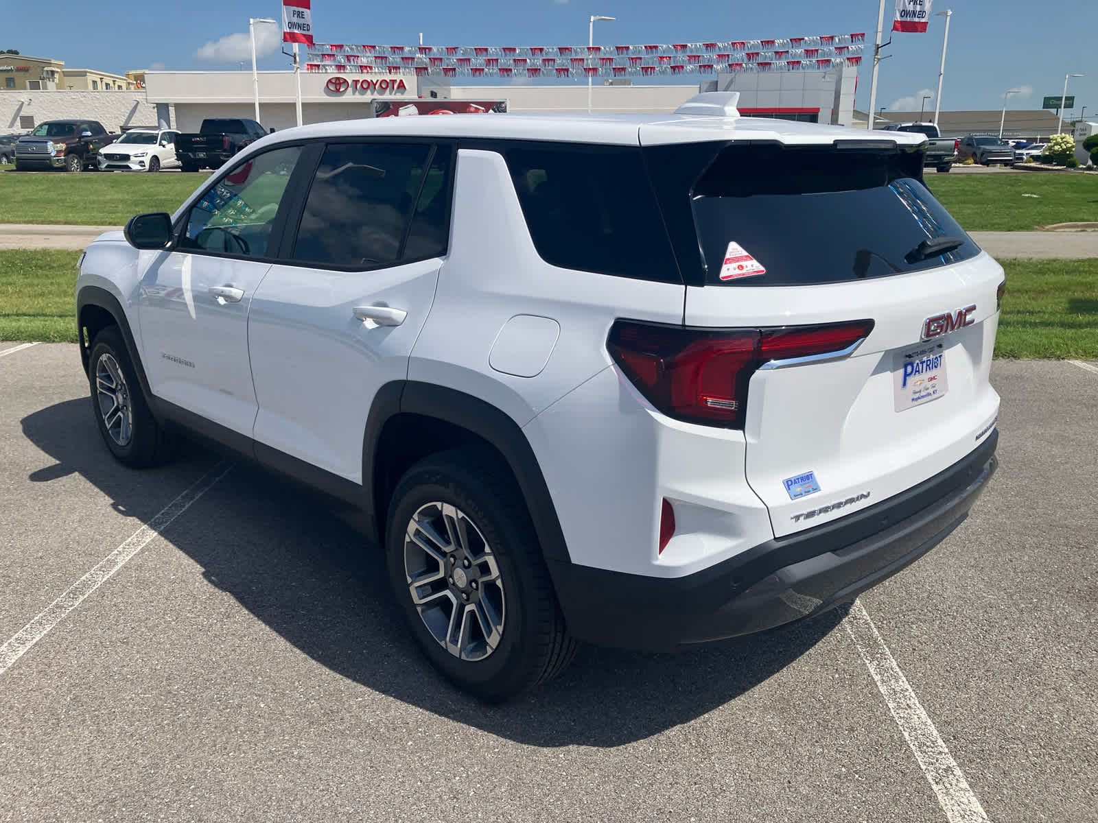 2027 GMC Terrain FWD Elevation