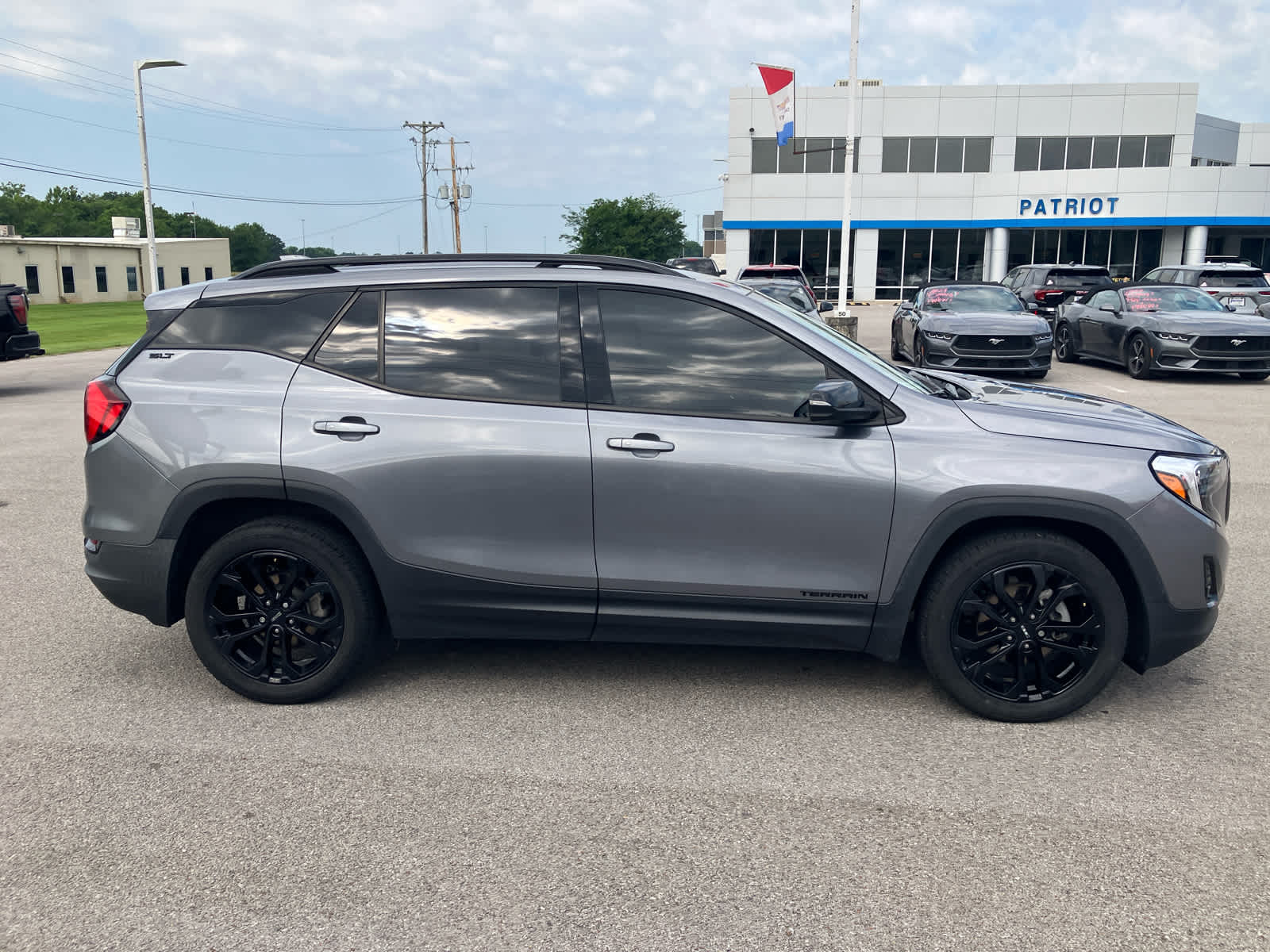 2020 GMC Terrain SLT