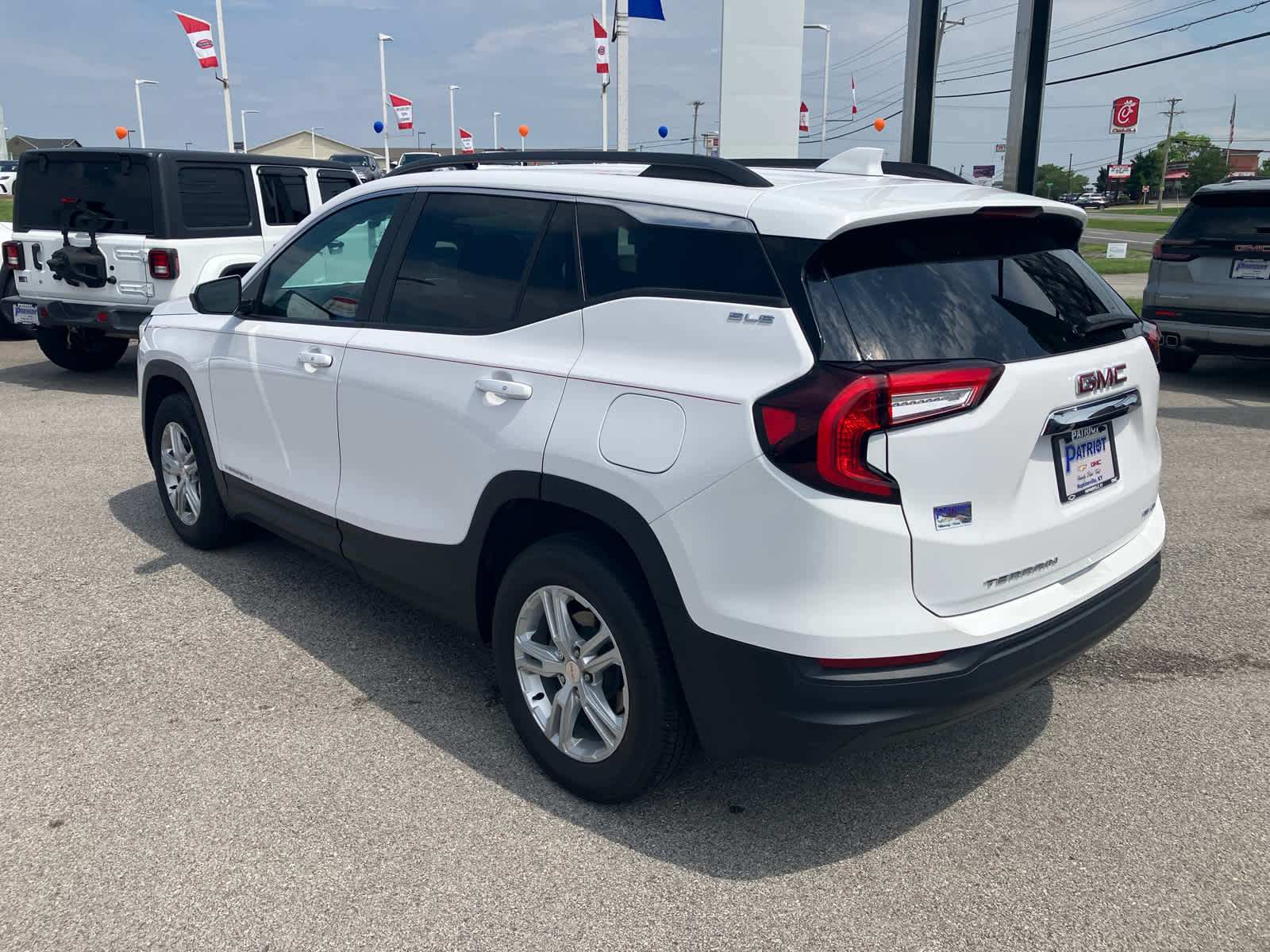 2023 GMC Terrain SLE