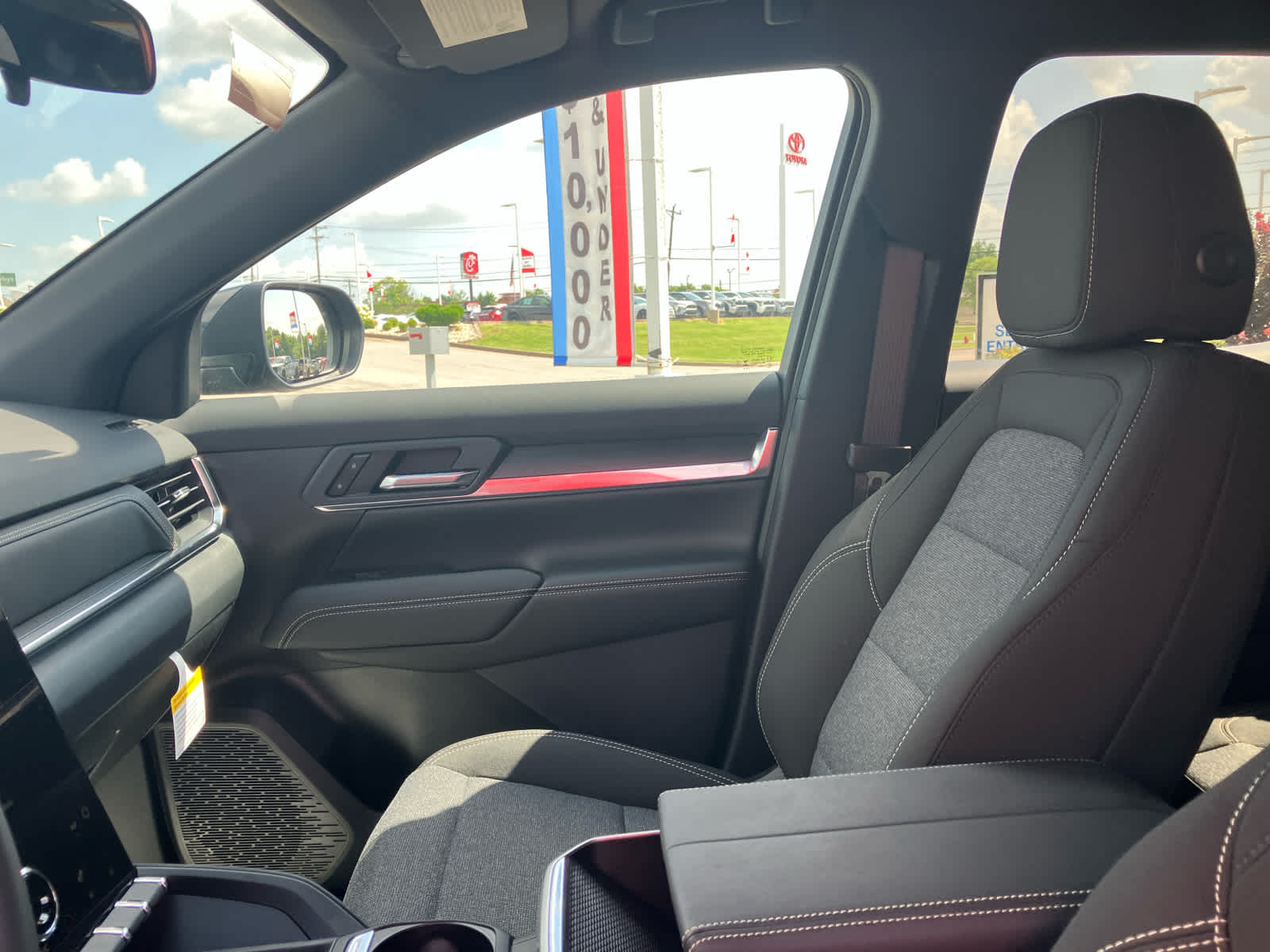 2027 GMC Terrain Elevation - Photo 10