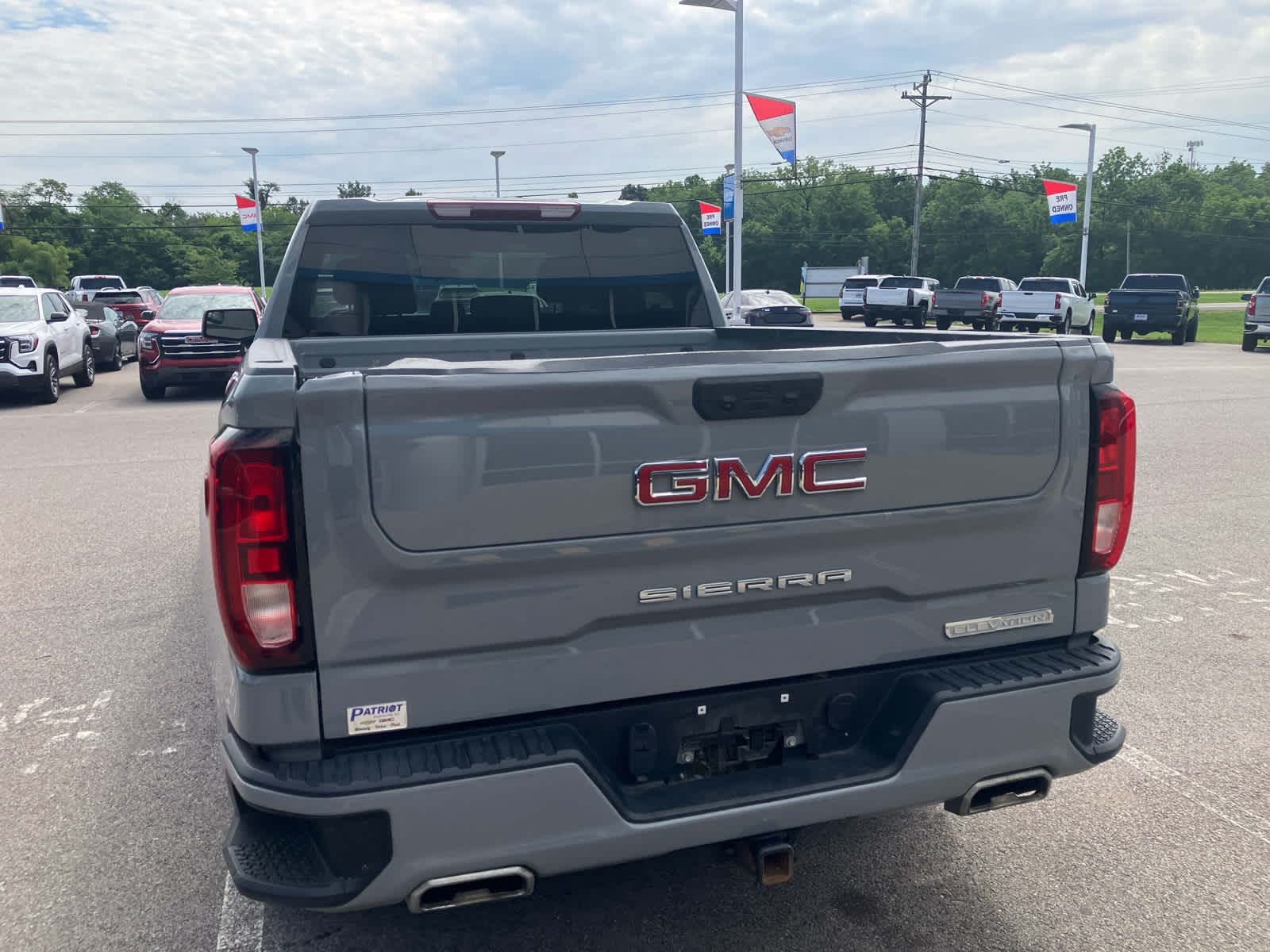 2024 GMC Sierra 1500 Elevation
