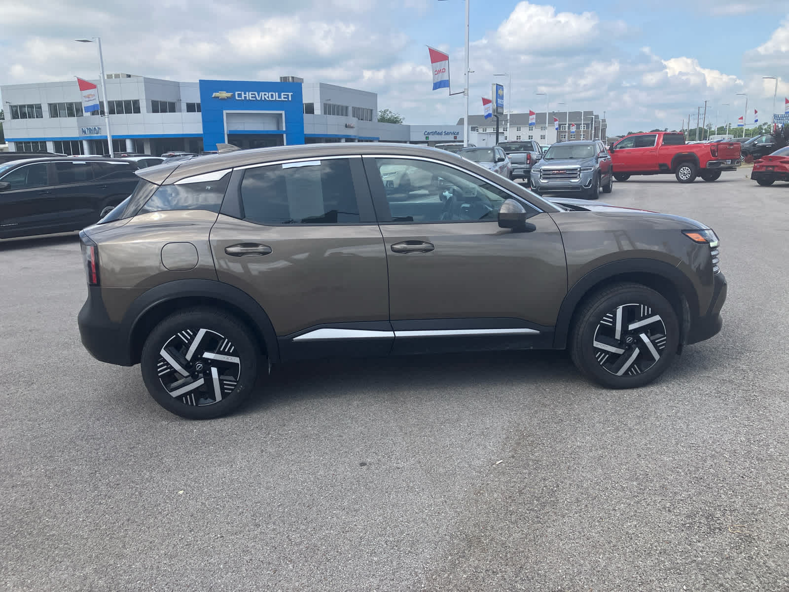 2025 Nissan Kicks SV