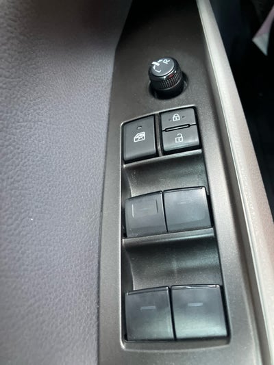 2024 Toyota Camry Hybrid LE