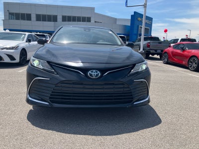 2024 Toyota Camry Hybrid LE