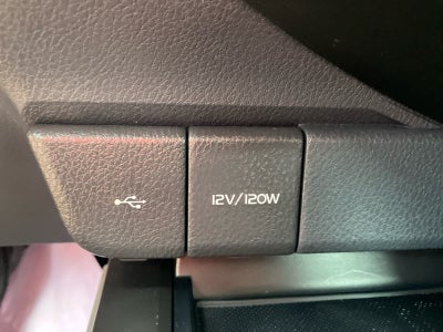2024 Toyota Camry Hybrid LE