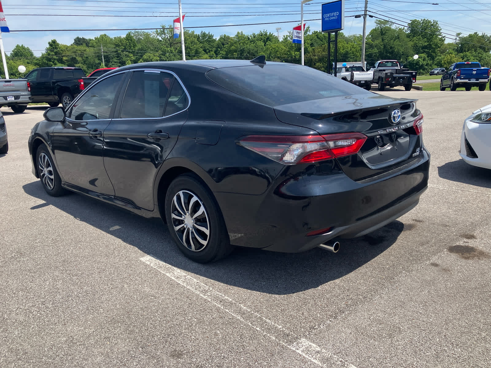 2024 Toyota Camry Hybrid LE