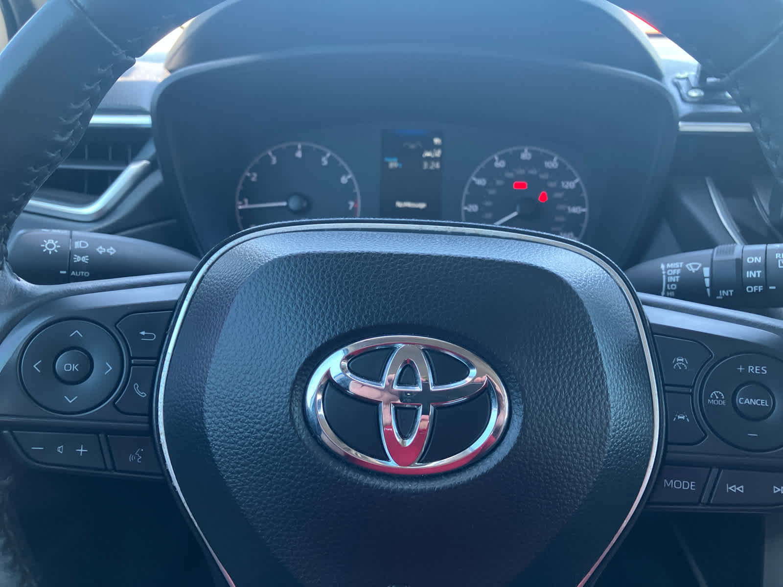2024 Toyota Corolla Cross LE