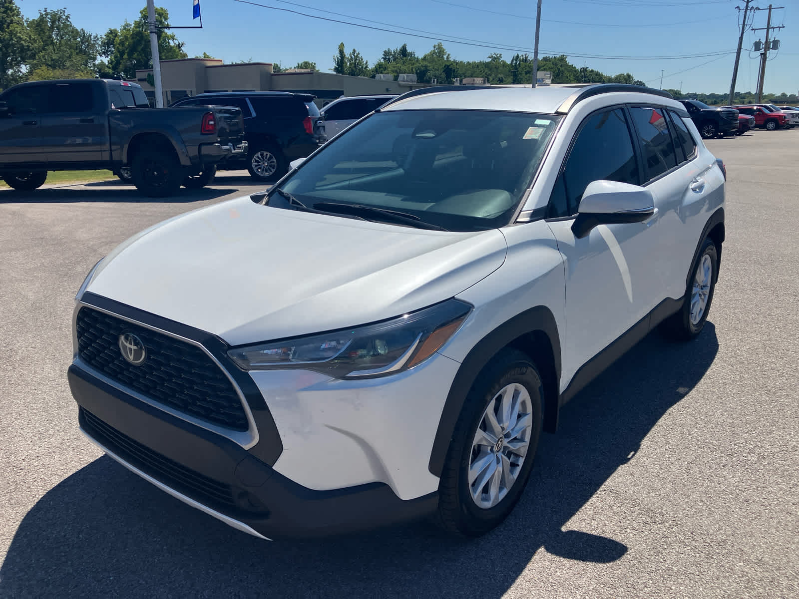 2024 Toyota Corolla Cross LE